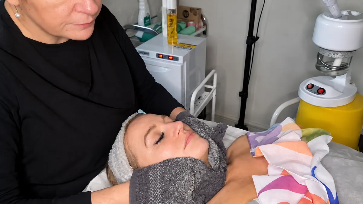 Tropic facial in progress
